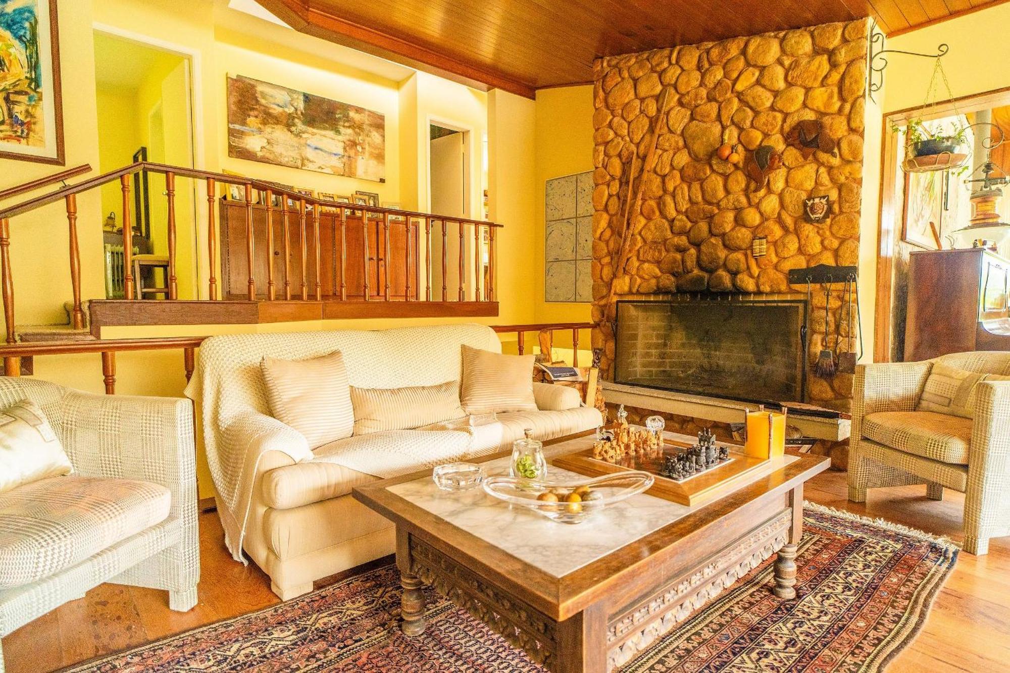 Casa Com Lareira Nas Montanhas Perto Do Capivari Casa de férias Campos do Jordão