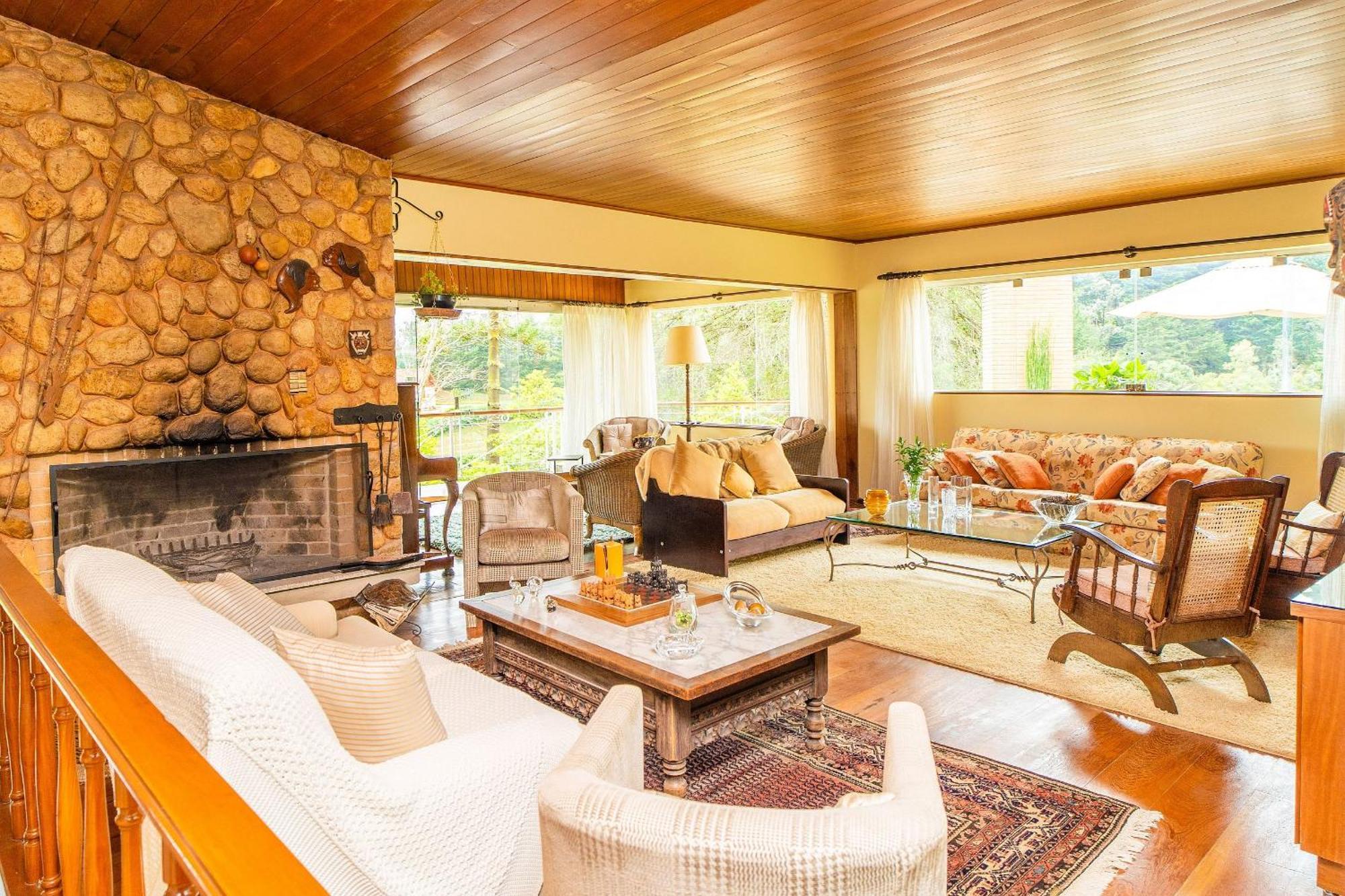 Casa de férias Casa Com Lareira Nas Montanhas Perto Do Capivari *